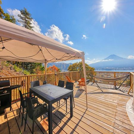 Mt.Fujiグランピングテラス　嶺乃華 Hotel Fujikawaguchiko Ngoại thất bức ảnh
