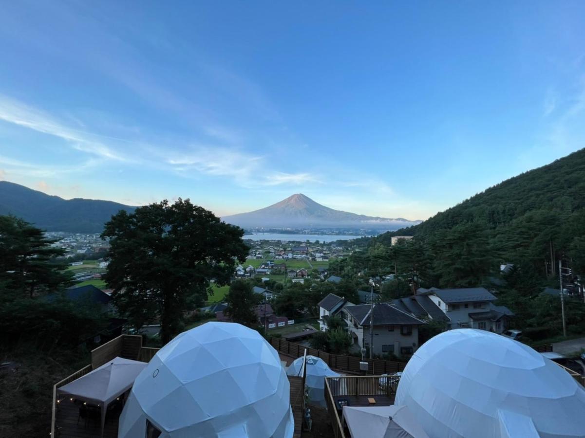 Mt.Fujiグランピングテラス　嶺乃華 Hotel Fujikawaguchiko Ngoại thất bức ảnh
