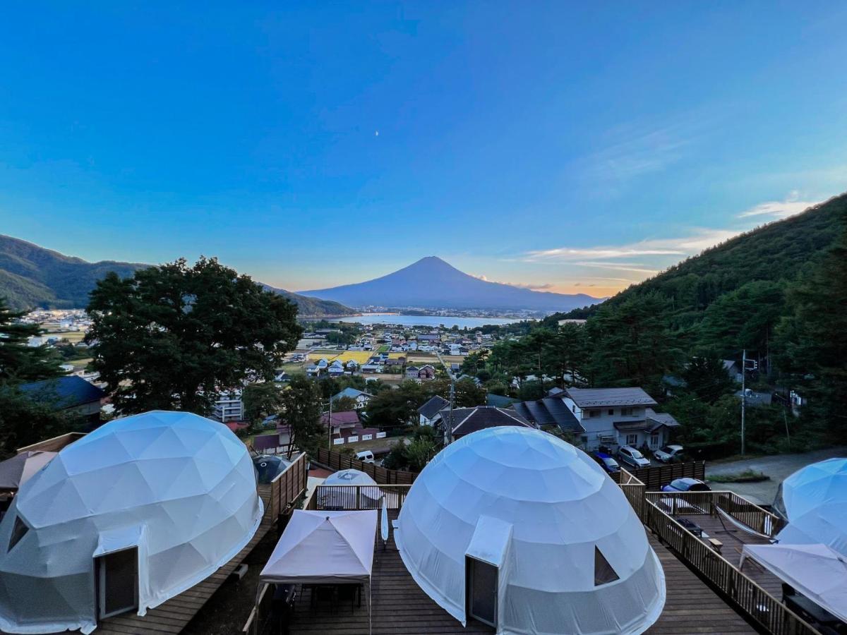 Mt.Fujiグランピングテラス　嶺乃華 Hotel Fujikawaguchiko Ngoại thất bức ảnh
