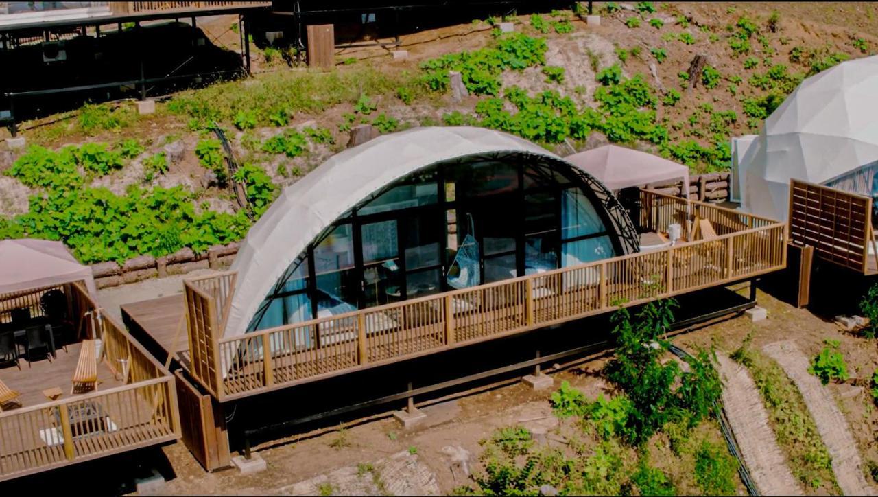 Mt.Fujiグランピングテラス　嶺乃華 Hotel Fujikawaguchiko Ngoại thất bức ảnh